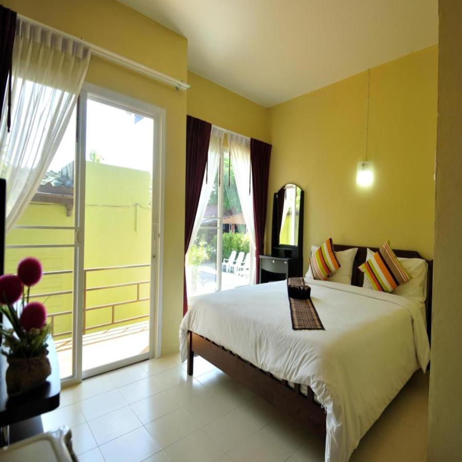 Serene Villa Phuket Chalong Exterior foto
